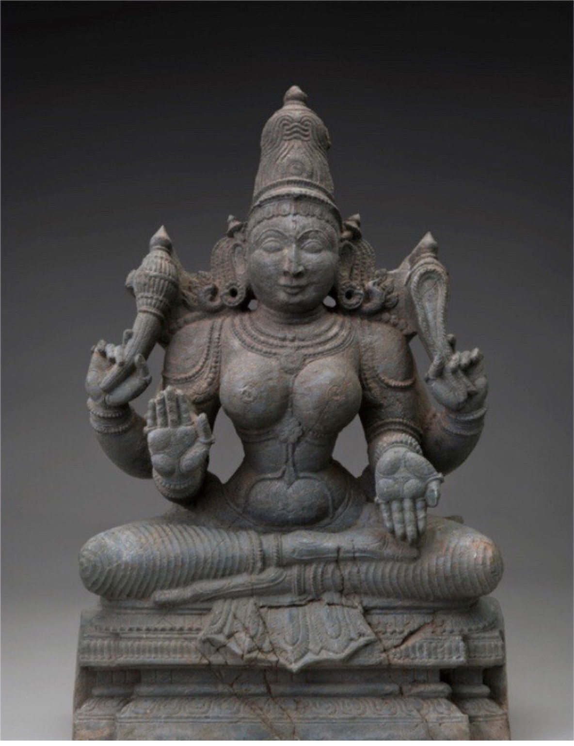 Divine Objects | Indira Ganesan